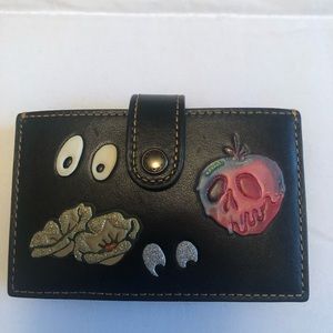 Disney Coach x dark fairy tale Snow White.